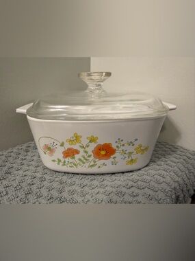 Corningware Wildflower Pattern 1.5 liter Casserole Dish with Lid